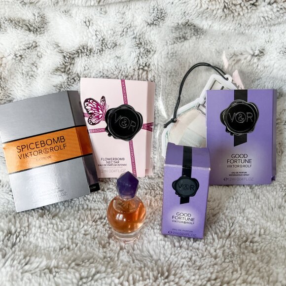 Viktor & Rolf 5-Piece Luxury Fragrance Set โ Good Fortune, Flowerbomb, Spicebomb - Picture 2 of 7